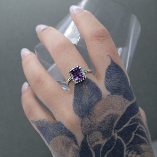 Sterling Silver Amethyst & Diamond Accent Ring